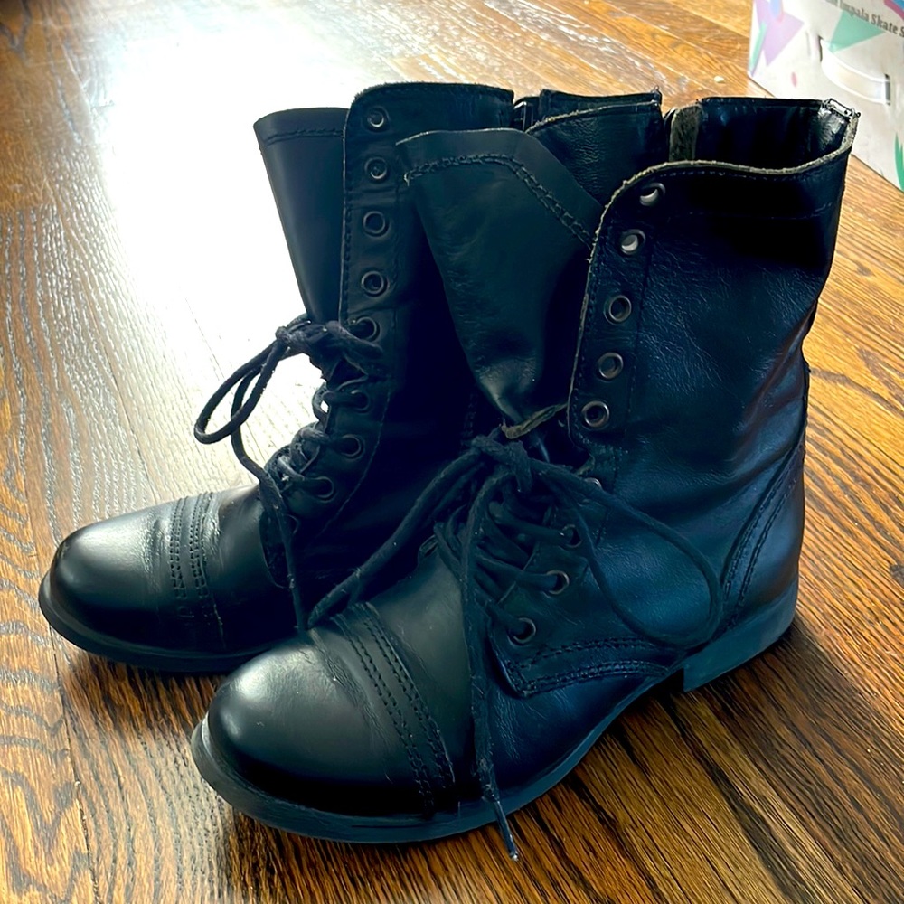 STEVE MADDEN TROOPA Combat Boot - Black Leather